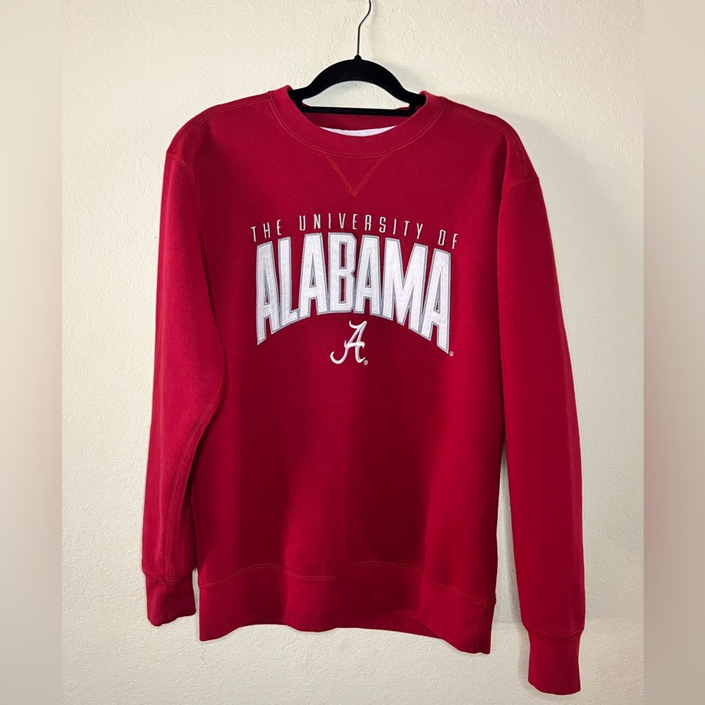 University of Alabama red crewneck sweatshirt